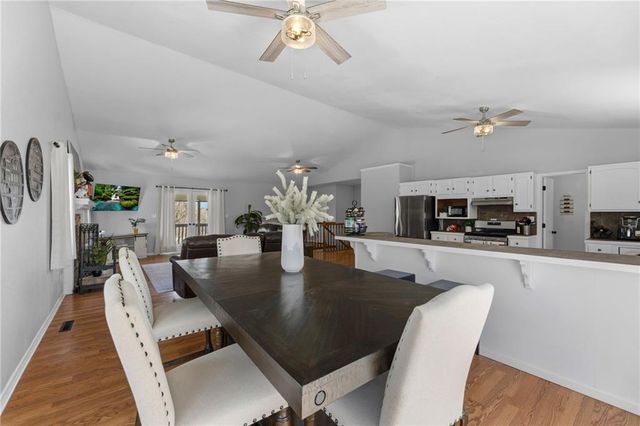 14587 166th Street, Bonner Springs, KS 66012