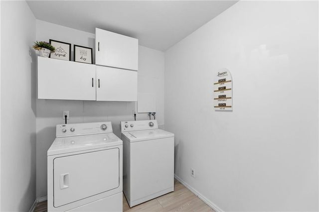 14587 166th Street, Bonner Springs, KS 66012