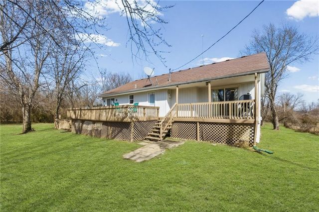 14587 166th Street, Bonner Springs, KS 66012