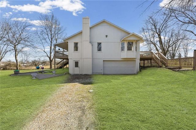 14587 166th Street, Bonner Springs, KS 66012