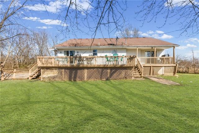 14587 166th Street, Bonner Springs, KS 66012