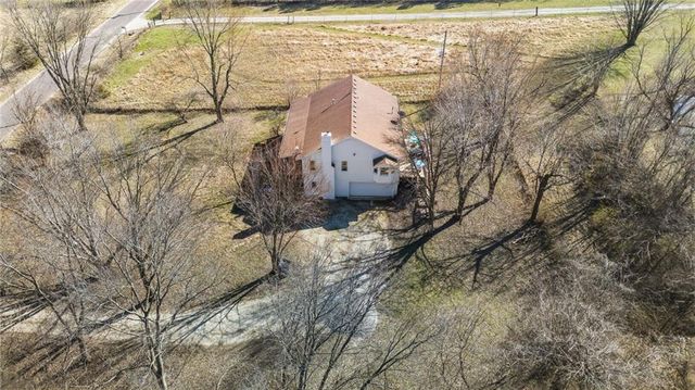 14587 166th Street, Bonner Springs, KS 66012