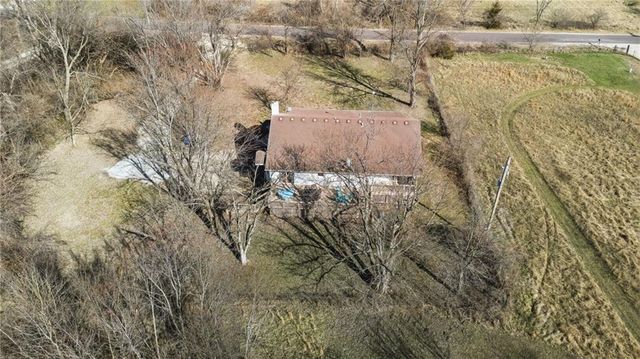 14587 166th Street, Bonner Springs, KS 66012