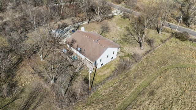 14587 166th Street, Bonner Springs, KS 66012