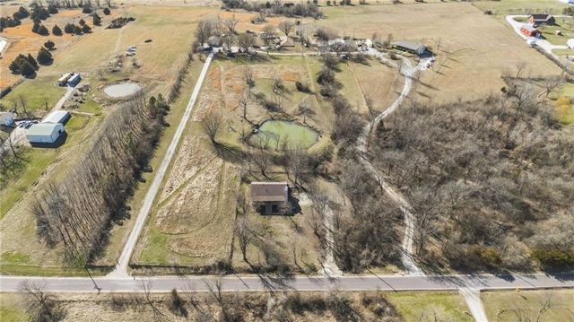 14587 166th Street, Bonner Springs, KS 66012