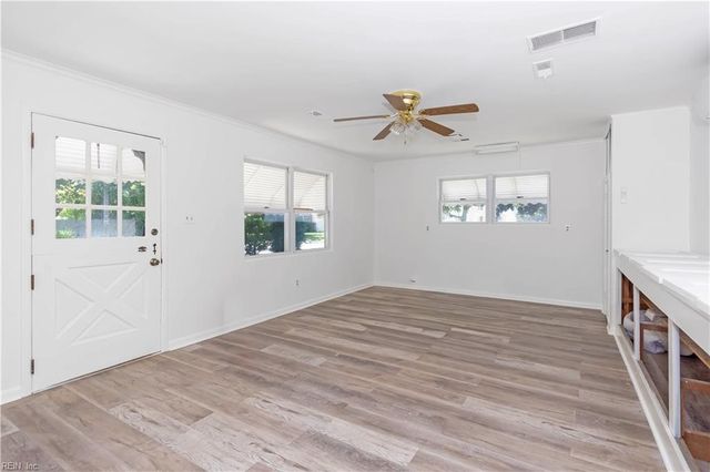 801 Lemaster AVE, Hampton, VA 23669
