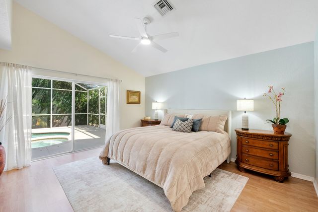 2016 Island Circle, Weston, FL 33326
