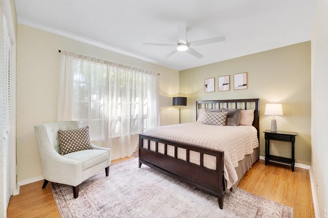 2016 Island Circle, Weston, FL 33326