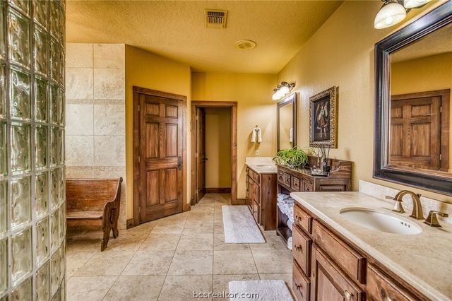 20383 Highway 159 W, New Ulm, TX 78950