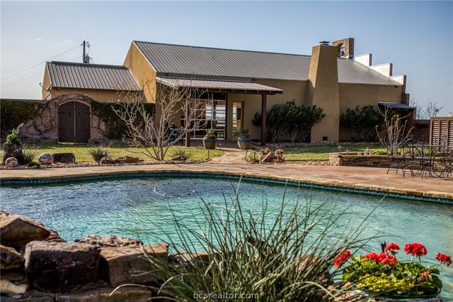 20383 Highway 159 W, New Ulm, TX 78950