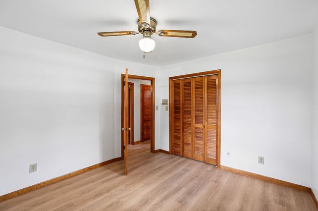 203 Kelly Dr, Decherd, TN 37324