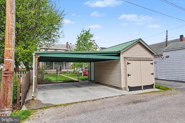 321 E MIDDLE ST, Hanover, PA 17331