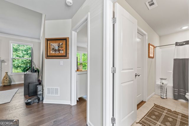 6024 Park Bay Court, Flowery Branch, GA 30542
