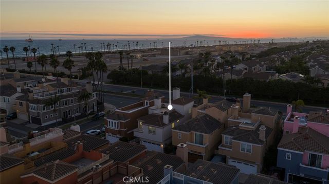 304 Goldenwest Street, Huntington Beach, CA 92648