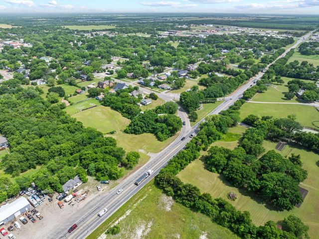 1462 US Highway 69, Whitewright, TX 75491