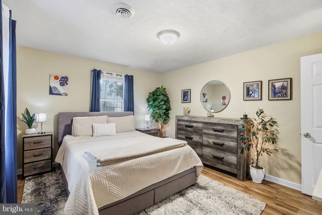 6 PANCOAST AVE, Aston, PA 19014