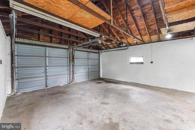 6 PANCOAST AVE, Aston, PA 19014