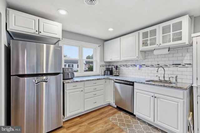 6 PANCOAST AVE, Aston, PA 19014