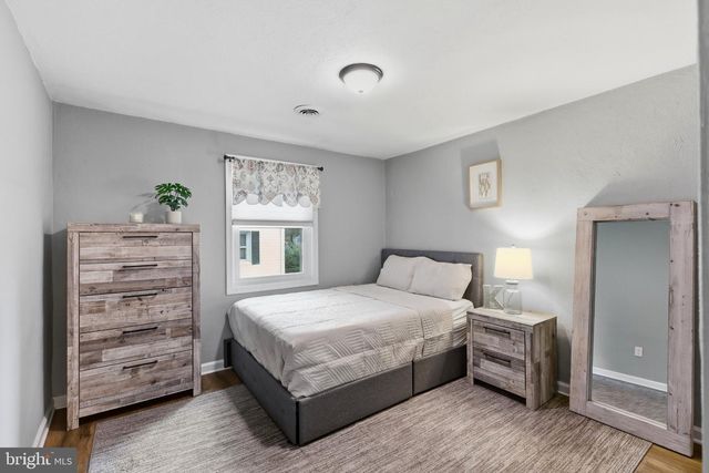 6 PANCOAST AVE, Aston, PA 19014
