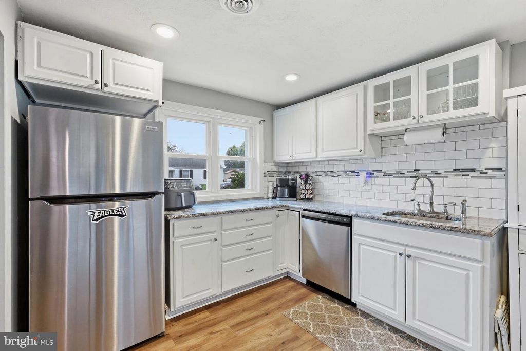 6 PANCOAST AVE, ASTON, PA 19014 — photo 4