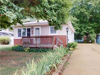 2835 Farmdale Road, Akron, OH 44312