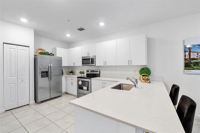 15987 SW 2nd Place 1, Pembroke Pines, FL 33027