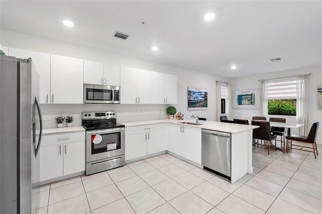 15987 SW 2nd Place 1, Pembroke Pines, FL 33027