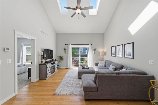 108 E Henry Street 802, Saline, MI 48176