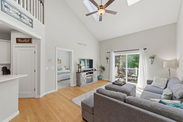 108 E Henry Street 802, Saline, MI 48176