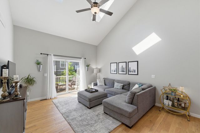 108 E Henry Street 802, Saline, MI 48176