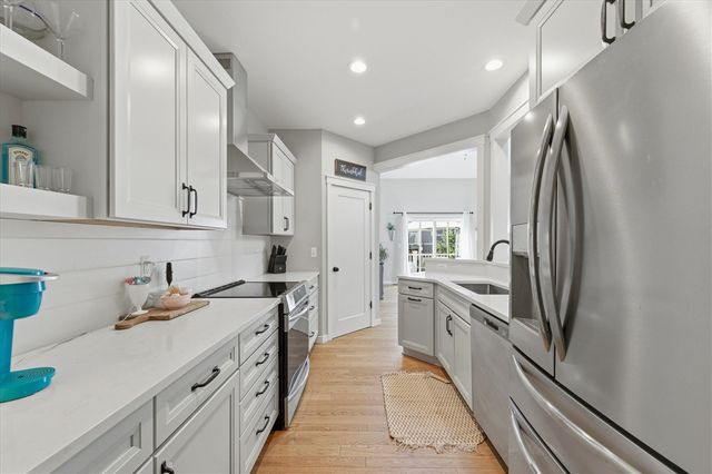 108 E Henry Street 802, Saline, MI 48176