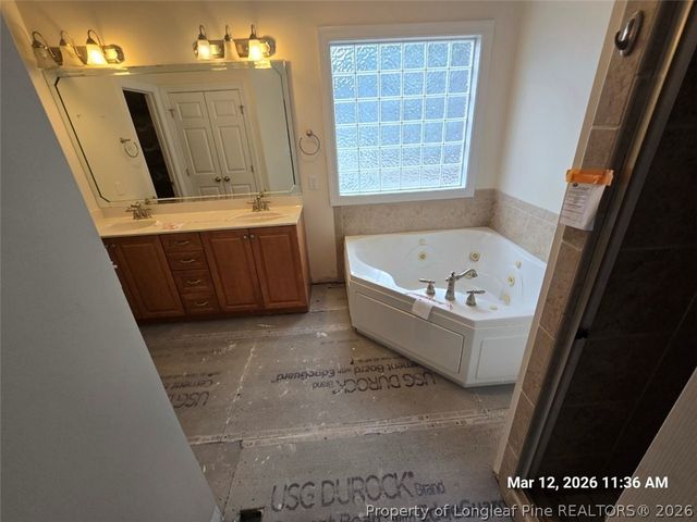 185 Falling Water Road, Spring Lake, NC 28390