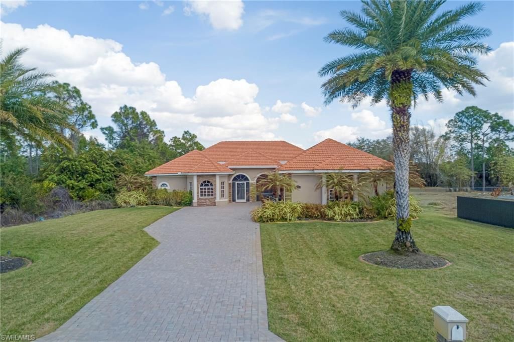 1010 Clayton AVE, LEHIGH ACRES, FL 33972 — photo 2