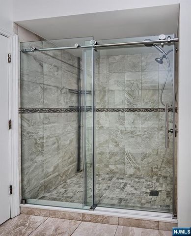 326 Midland Court, West New York, NJ 07093