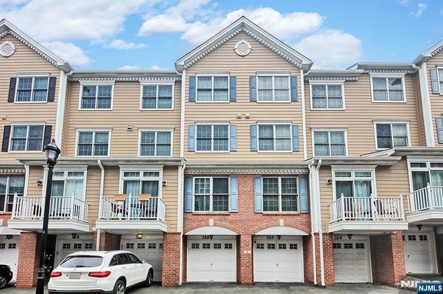 326 Midland Court, West New York, NJ 07093