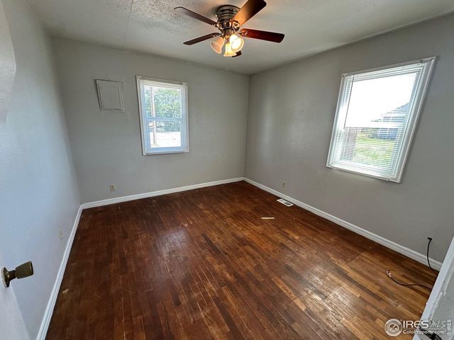 90 Cedar Ave, Akron, CO 80720