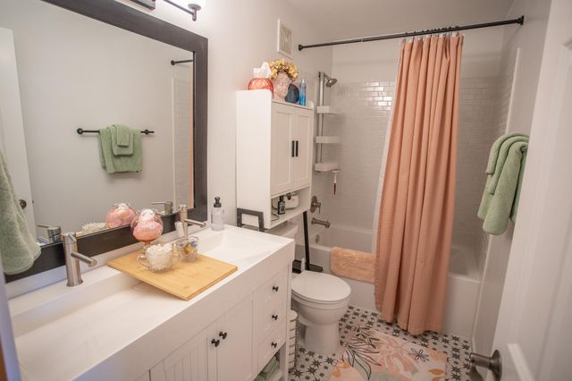 13977 Autumn Court, Rosemount, MN 55068