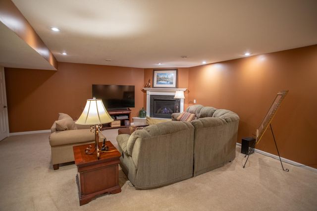 13977 Autumn Court, Rosemount, MN 55068