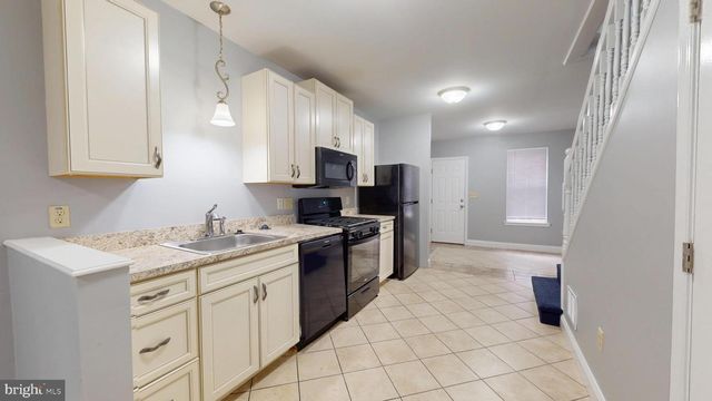 1002 W LOMBARD ST, Baltimore, MD 21223