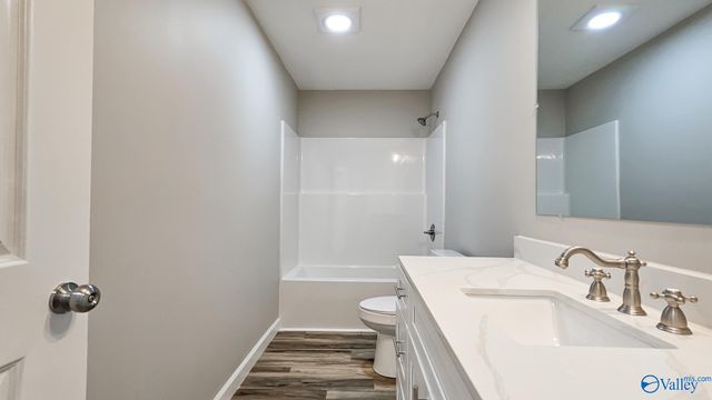9241 Stanford Road, Athens, AL 35611