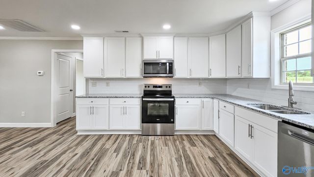 9241 Stanford Road, Athens, AL 35611