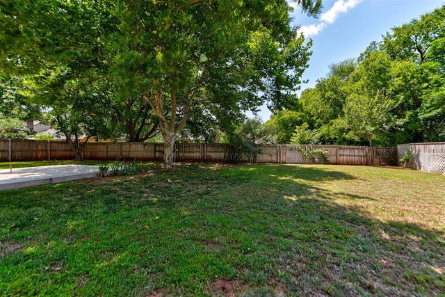 1108 Providence Court, Edmond, OK 73003