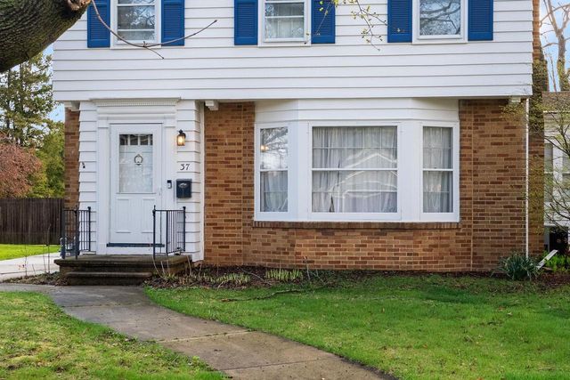 37 Forest Park Boulevard, Janesville, WI 53545