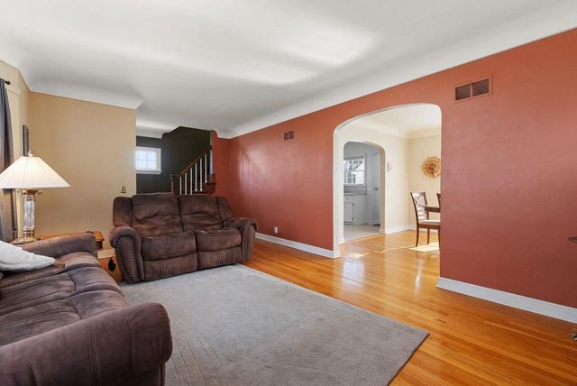 37 Forest Park Boulevard, Janesville, WI 53545