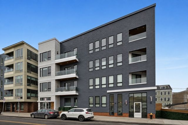 377 W 1st St 5, Boston, MA 02127