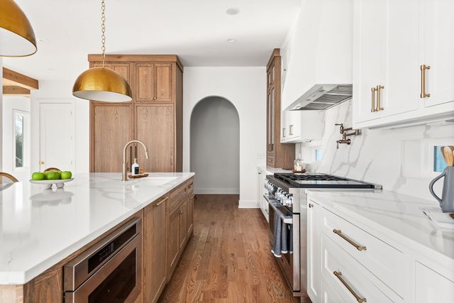 6554 Marauder Dr, Nashville, TN 37209