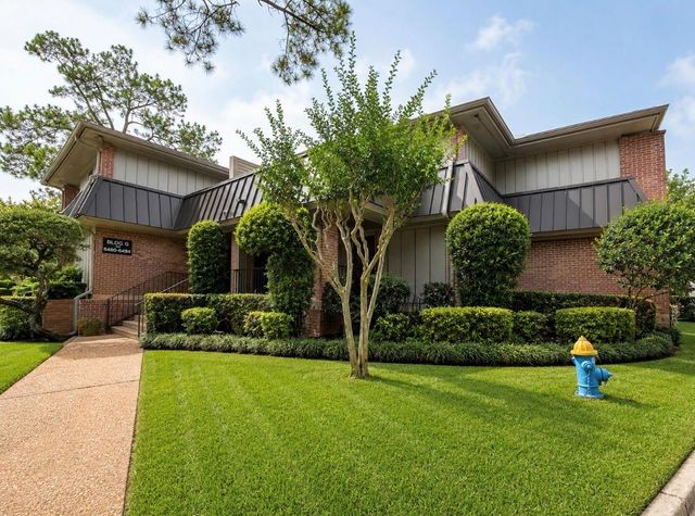 6492 Bayou Glen Road, Houston, TX 77057