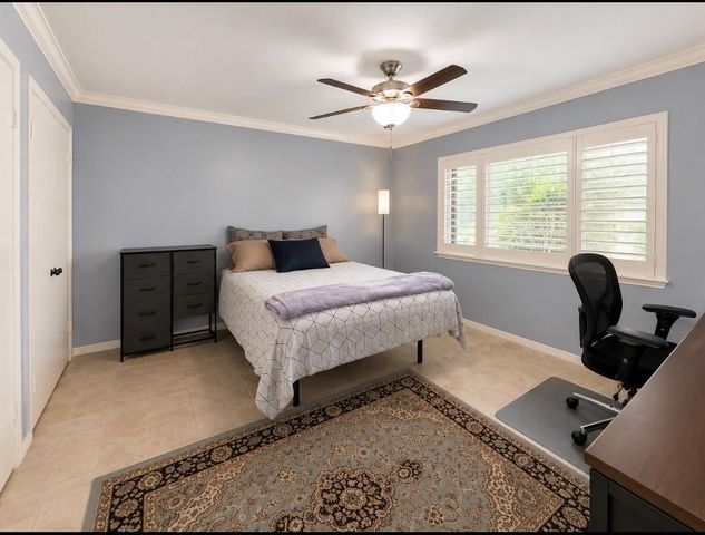 6492 Bayou Glen Road, Houston, TX 77057