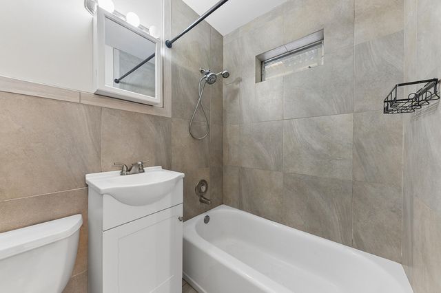 4700 NE 2ND Way, Deerfield Beach, FL 33064