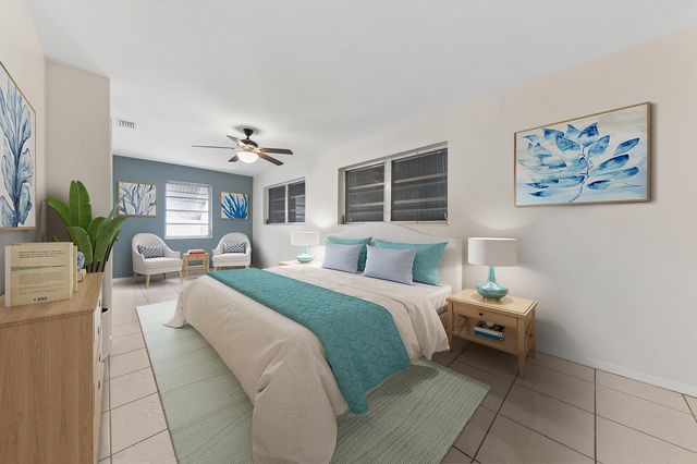 4700 NE 2ND Way, Deerfield Beach, FL 33064